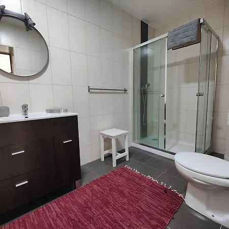 Music T1 Prázdninový dům *