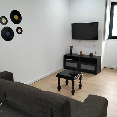 Tatil Evi Music T1